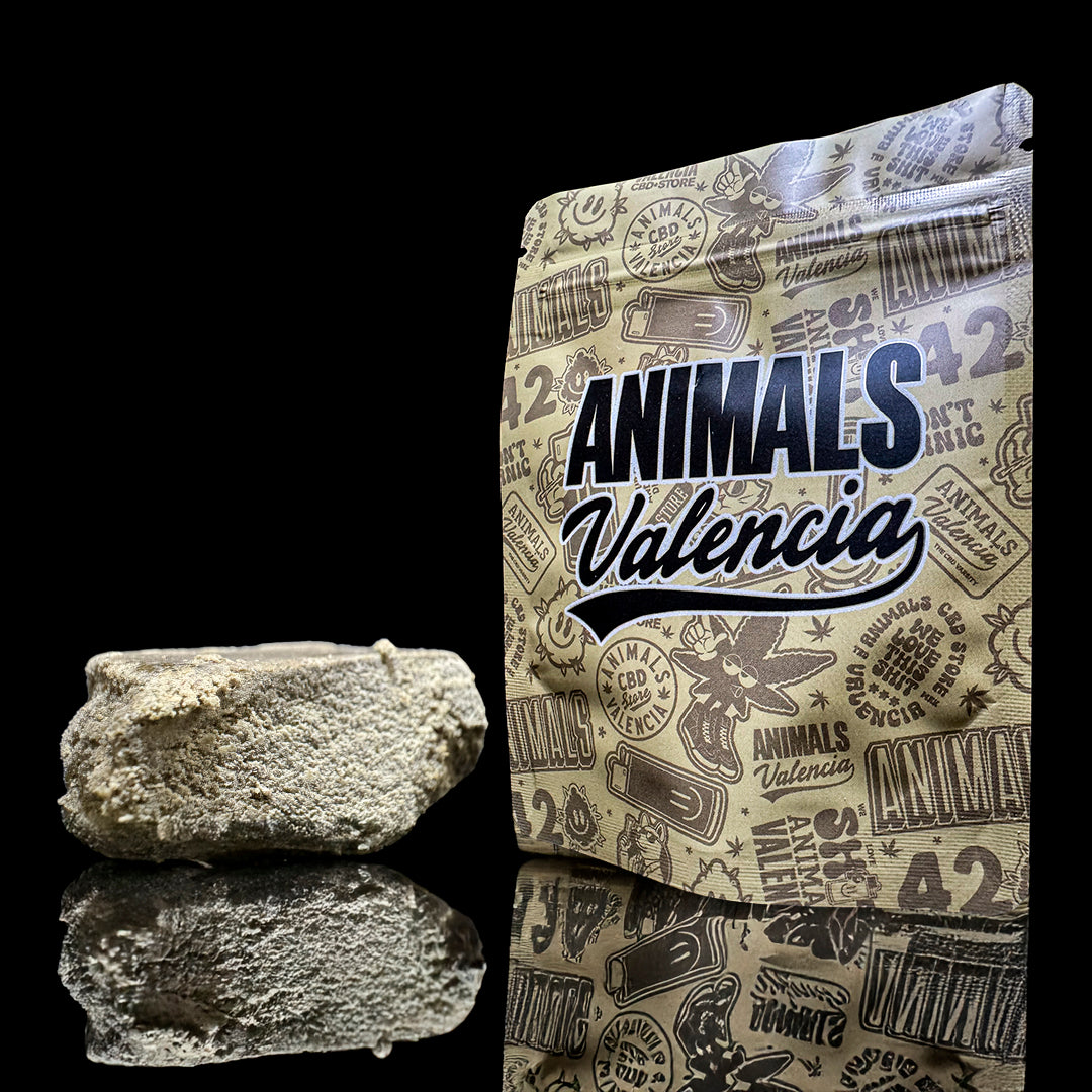 Hash Triple Filtrado CBD 61,16% de cáñamo legal. Resina de alta pureza, textura refinada y THC <0,3%. Calidad premium.